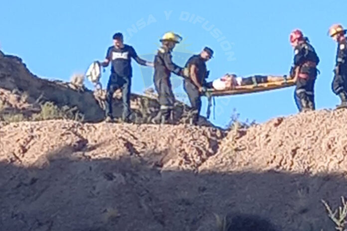 Rescate de los bomberos voluntarios de Plottier.