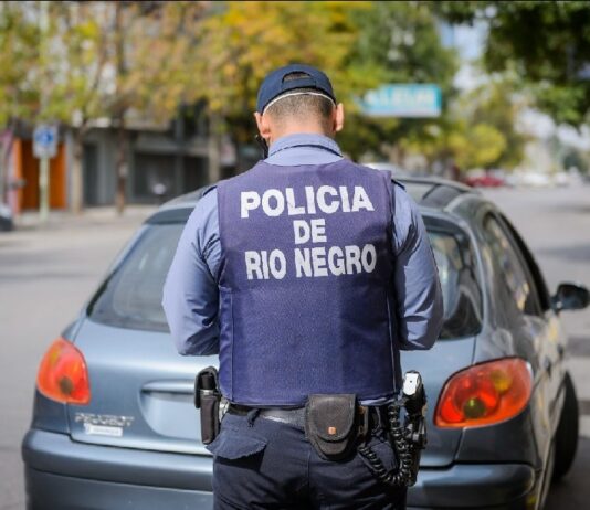 Efecto contagio: policías piden más y amenazan acampar