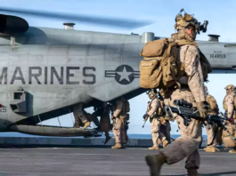 Movilizan miles de marines al estrecho de Ormuz