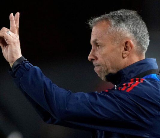 Gustavo Álvarez debuta frente a Riestra