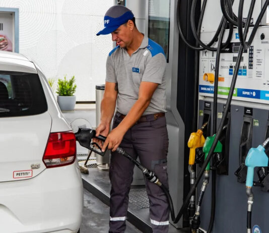 YPF no tocará los precios por 45 días