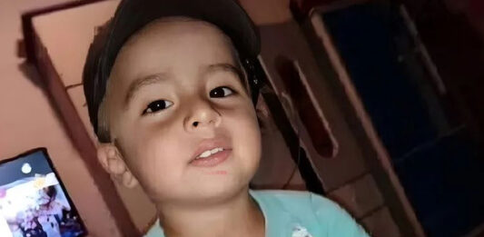 Declara el chofer que dijo escuchar gritos de un niño que pedía ayuda
