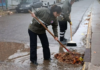 Municipio trabaja en el desagote de calles obstruidas