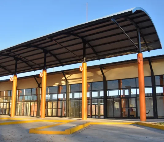 Convocan a fotógrafos para el nuevo ploteo de la terminal