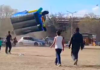 Se soltó el inflable y volaron los pibes