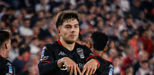 Con M de Monumental: Huracán le cortó la racha
