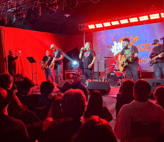 Plottier reunió a más de 100 músicos en el festival de rock para la prevención del suicidio
