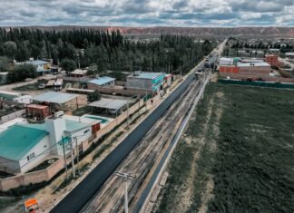 Comenzó la pavimentación de Av. San Martín que conectará con el parque industrial