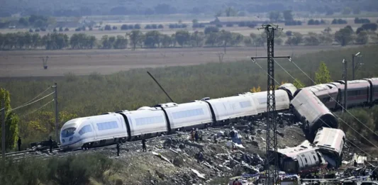 Tragedia en España: 68 muertos por choque de trenes